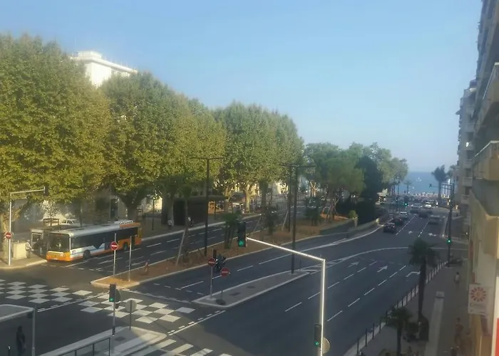 Appartement Vue 28m2 200m De La Nice
